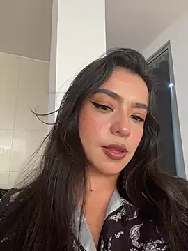 Snapshot of foxxy_lover chatting on February 2026 08:14:02 PM foxxy lover online show from February 2026 08:14:02 PM