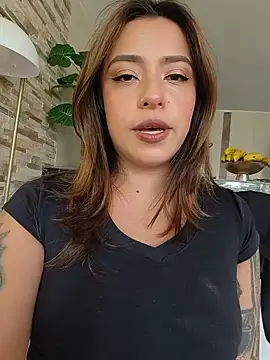 Snapshot of foxxy_lover chatting on June 2026 05:59:02 PM foxxy lover online show from June 2026 05:59:02 PM