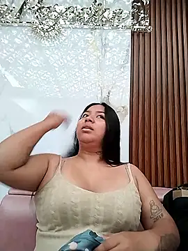Noa Baker online show from June 2026 12:11:01 PM