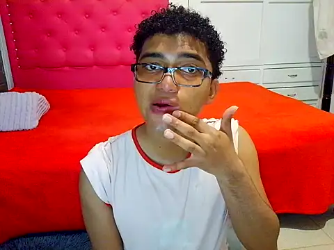 Snapshot of philipsex28 chatting on February 2026 10:04:02 PM philipsex28 online show from February 2026 10:04:02 PM