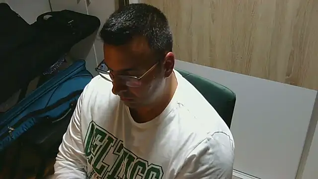 Snapshot of VanillaTime78-Jorge chatting on May 2026 10:04:02 PM VanillaTime78-Jorge online show from May 2026 10:04:02 PM