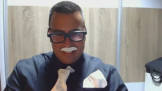 Snapshot of VanillaTime78-Jorge chatting on June 2026 10:01:02 PM VanillaTime78-Jorge online show from June 2026 10:01:02 PM