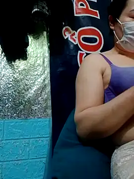 Snapshot of YIYI-502 chatting on February 2026 02:50:02 PM YIYI-502 online show from February 2026 02:50:02 PM