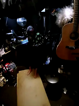 Snapshot of AllucyLu chatting on February 2026 06:32:02 AM AllucyLu online show from February 2026 06:32:02 AM