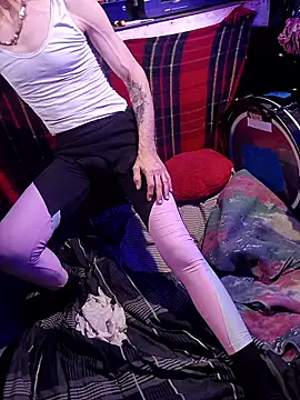 Snapshot of AllucyLu chatting on March 2026 07:15:01 AM AllucyLu online show from March 2026 07:15:01 AM