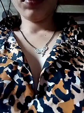 Snapshot of khushi_rawat chatting on March 2026 11:28:02 AM khushi rawat online show from March 2026 11:28:02 AM