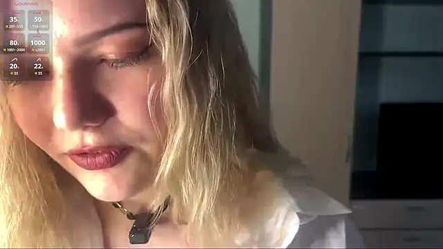 Velmiora online show from April 2026 03:42:02 PM