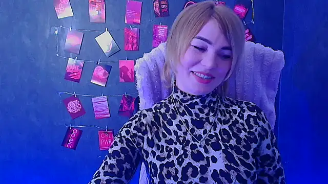 CuttieEmma online show from March 2026 12:31:02 PM