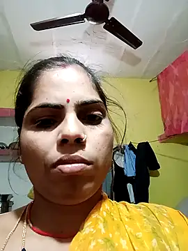 Snapshot of Priyakoli4568 chatting on February 2026 04:19:02 AM Priyakoli4568 online show from February 2026 04:19:02 AM