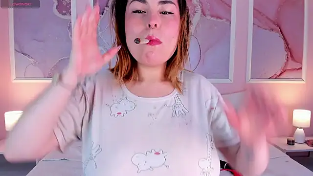 Snapshot of Kennya_Rodriguez chatting on February 2026 04:27:02 AM Kennya Rodriguez online show from February 2026 04:27:02 AM