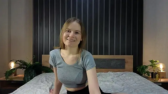 Snapshot of CleliaRostek chatting on February 2026 09:37:02 AM CleliaRostek online show from February 2026 09:37:02 AM