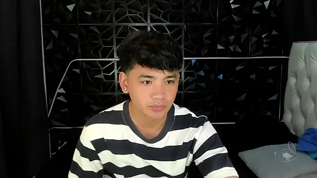 Snapshot of spoiledmycock chatting on February 2026 12:26:01 AM spoiledmycock online show from February 2026 12:26:01 AM