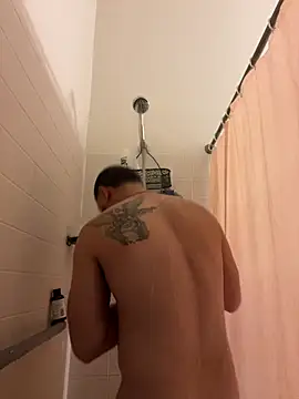 Tu PaPi Favorito online show from January 2026 07:11:01 PM