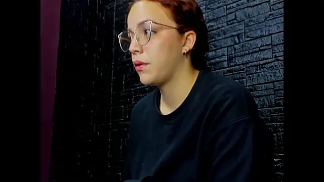 Miss Dior2 online show from April 2026 02:12:01 PM