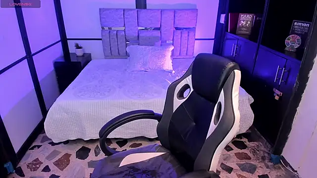 Snapshot of GemmaBrown chatting on February 2026 01:07:02 PM GemmaBrown online show from February 2026 01:07:02 PM