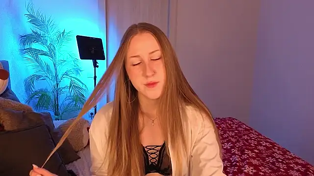 CassieReborn online show from February 2026 09:57:01 PM