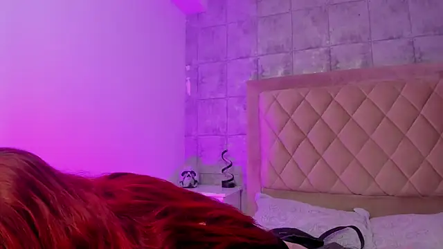 Snapshot of CleoFoxx_ chatting on February 2026 01:43:01 PM CleoFoxx online show from February 2026 01:43:01 PM