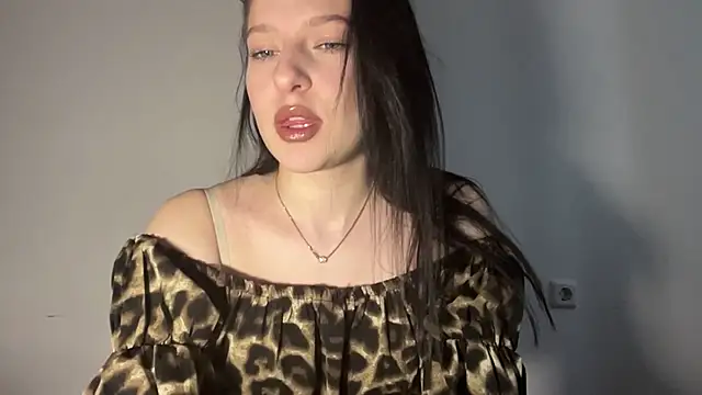 Snapshot of Sarahsolara chatting on February 2026 02:02:02 PM Sarahsolara online show from February 2026 02:02:02 PM