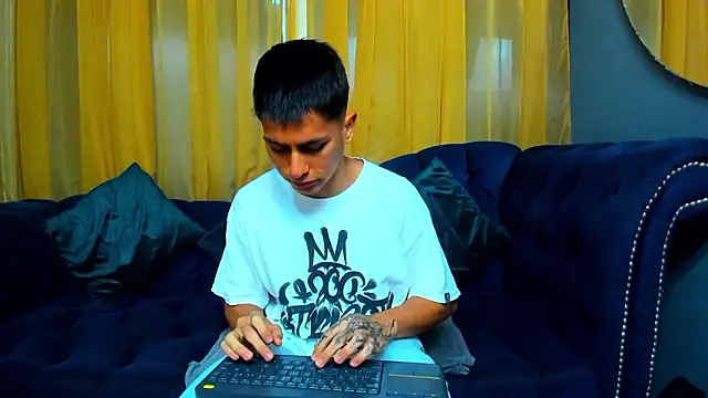 Aron pulse online show from March 2026 01:23:02 PM