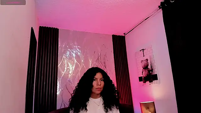 Snapshot of Zoe-yanin chatting on February 2026 03:40:02 PM Zoe-yanin online show from February 2026 03:40:02 PM