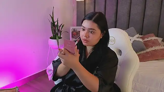 SofiaCortes4 online show from April 2026 09:04:01 AM