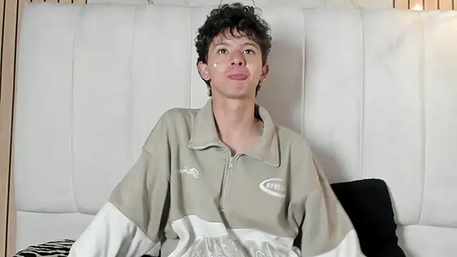 David Roy  online show from February 2026 12:27:01 PM