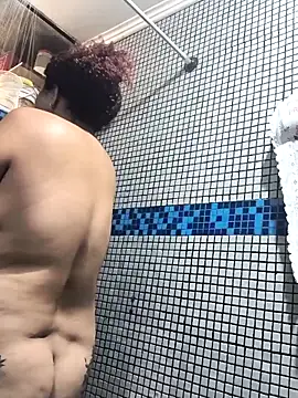 Snapshot of Dree4i20 chatting on February 2026 02:43:02 PM Dree4i20 online show from February 2026 02:43:02 PM