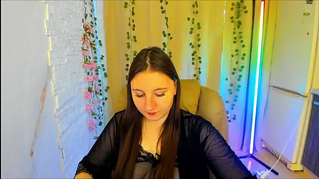 Snapshot of EvaxCharm chatting on February 2026 04:17:02 AM EvaxCharm online show from February 2026 04:17:02 AM