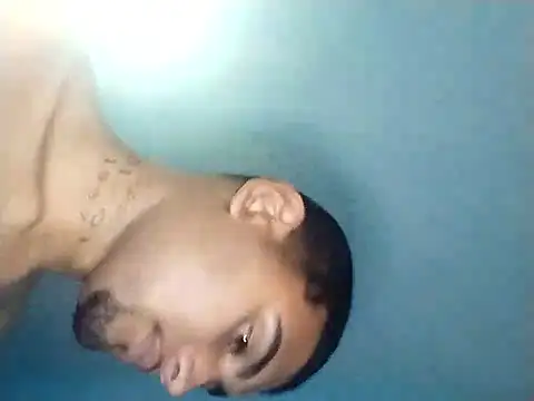 MickeySexyyy online show from May 2026 10:39:01 PM