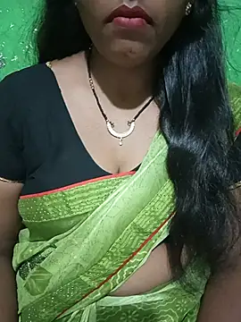 Snapshot of Parul-009 chatting on May 2026 04:04:02 PM Parul-009 online show from May 2026 04:04:02 PM