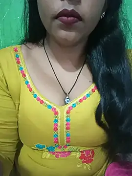 Snapshot of Parul-009 chatting on June 2026 05:12:02 AM Parul-009 online show from June 2026 05:12:02 AM