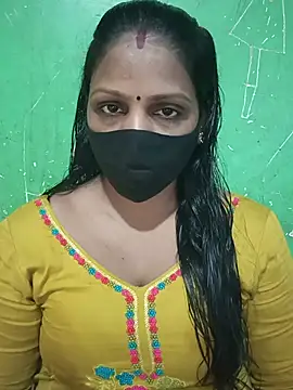 Snapshot of Parul-009 chatting on July 2026 05:43:02 AM Parul-009 online show from July 2026 05:43:02 AM