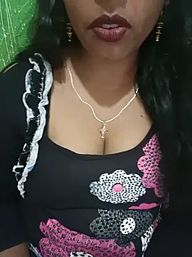 Snapshot of Parul-009 chatting on July 2026 07:02:02 AM Parul-009 online show from July 2026 07:02:02 AM