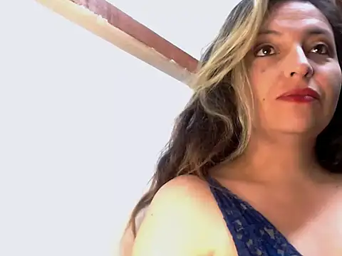 Snapshot of KENDRA-HONEY chatting on February 2026 01:26:02 PM KENDRA-HONEY online show from February 2026 01:26:02 PM