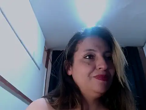 KENDRA-HONEY online show from March 2026 01:40:02 PM