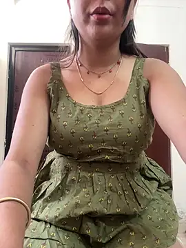 Snapshot of kavyababy00 chatting on March 2026 08:00:02 AM kavyababy00 online show from March 2026 08:00:02 AM