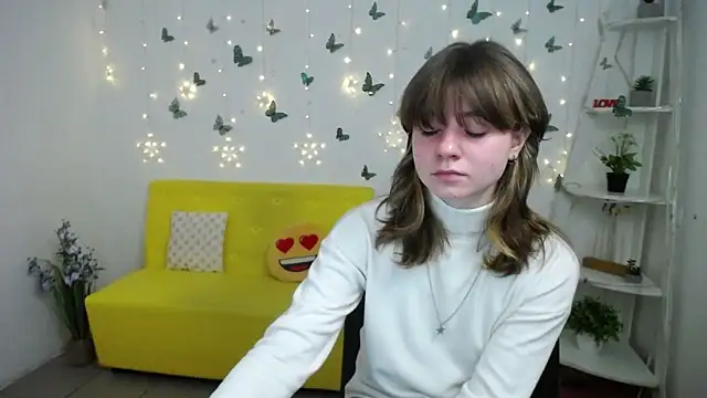 Snapshot of AnnaWest_ chatting on February 2026 06:23:01 AM AnnaWest online show from February 2026 06:23:01 AM