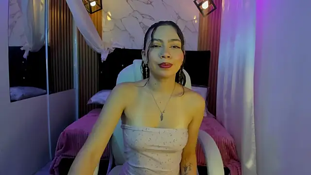 Snapshot of MOLY_KILLER chatting on May 2026 05:40:02 PM MOLY KILLER online show from May 2026 05:40:02 PM