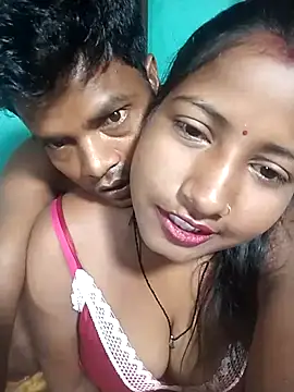 Snapshot of Your_deshibhabi25years chatting on April 2026 10:10:02 PM Your deshibhabi25years online show from April 2026 10:10:02 PM