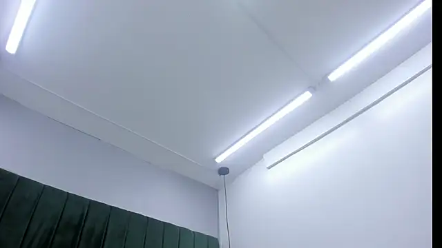 Amber-Horney online show from March 2026 01:49:02 PM