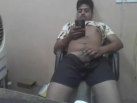 chocolatesboy143 online show from May 2026 04:15:02 PM