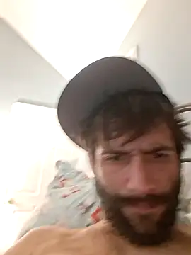 Snapshot of TrndSettr chatting on February 2026 02:53:01 AM TrndSettr online show from February 2026 02:53:01 AM