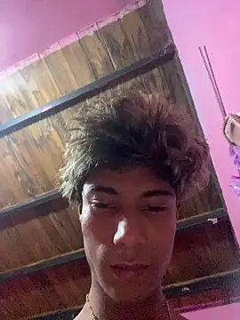 Snapshot of Adan21_cm chatting on February 2026 06:40:02 AM Adan21 cm online show from February 2026 06:40:02 AM