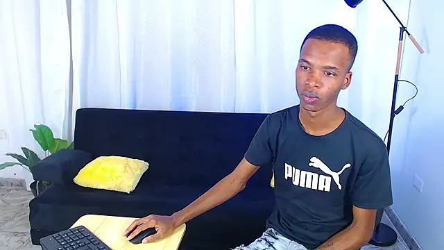 Snapshot of gusy_18 chatting on February 2026 08:16:01 PM gusy 18 online show from February 2026 08:16:01 PM