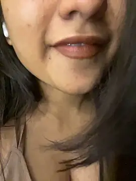 Snapshot of serenaaaax chatting on February 2026 12:09:02 AM serenaaaax online show from February 2026 12:09:02 AM