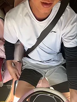 Tony-tran online show from February 2026 04:09:02 AM