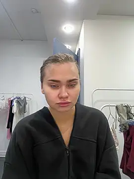 Snapshot of MonicaWestt chatting on February 2026 06:53:02 AM MonicaWestt online show from February 2026 06:53:02 AM