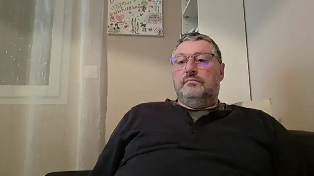 Snapshot of doudou310 chatting on February 2026 05:05:02 AM doudou310 online show from February 2026 05:05:02 AM