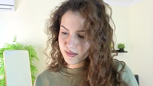 Snapshot of Lili_Torin chatting on February 2026 01:29:02 PM Lili Torin online show from February 2026 01:29:02 PM