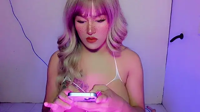 Snapshot of ChloeAsian chatting on April 2026 09:18:01 AM ChloeAsian online show from April 2026 09:18:01 AM